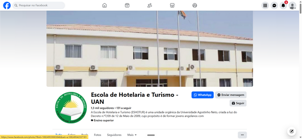 Captura de tela de página do Facebook da Escola de Hotelaria e Turismo UAN, com prédio escolar.