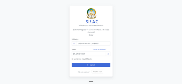 Tela de login do SIAC, com campos de usuário e senha e botão Entrar.