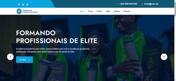 Página inicial de site com banner “Formando profissionais de elite” e foto de formandos em toga.